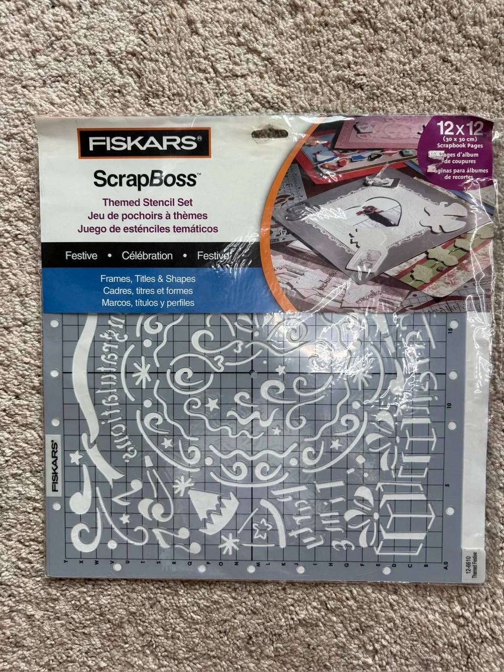 Fiskars ScrapBoss Festive Themed Stencil Set 12x12 - Embossing Template - New